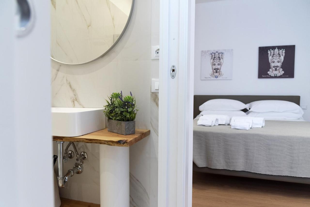 Civicocento Charming Rooms Κατάνια Εξωτερικό φωτογραφία