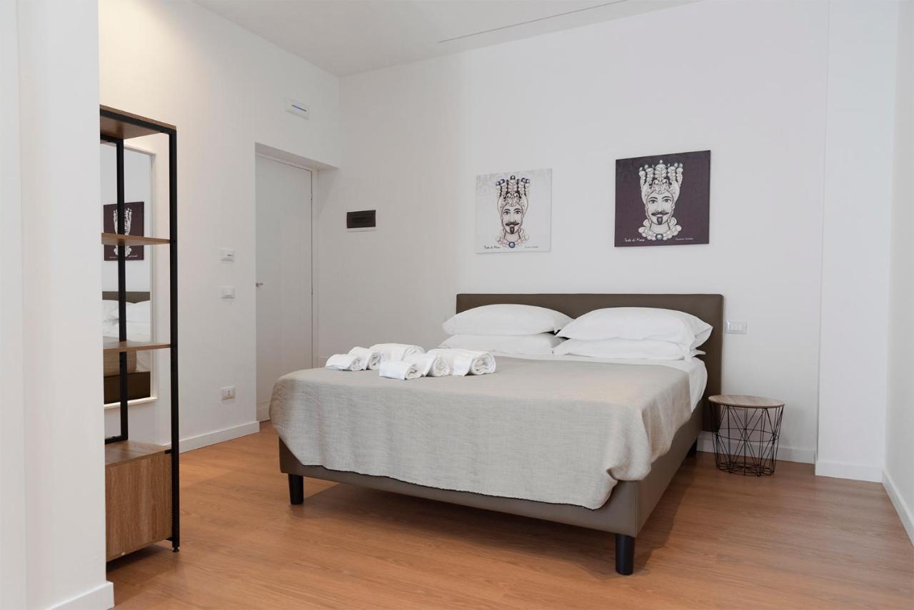 Civicocento Charming Rooms Κατάνια Εξωτερικό φωτογραφία