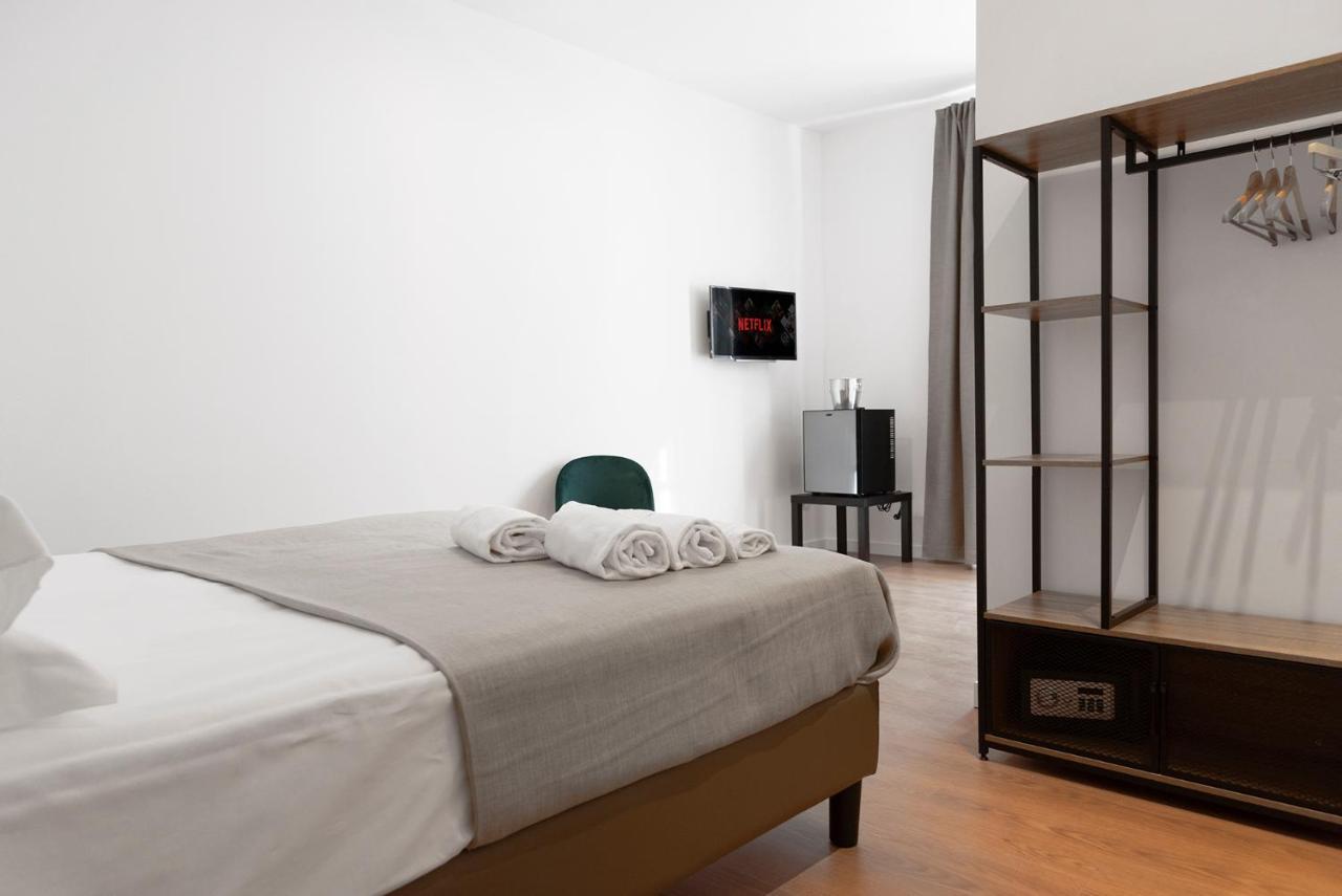 Civicocento Charming Rooms Κατάνια Εξωτερικό φωτογραφία
